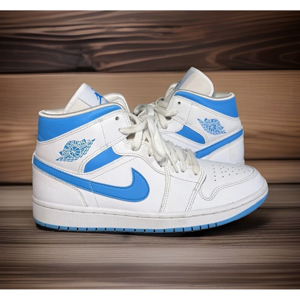 Air Jordan 1 Mid UNC BQ6472-114 White & Blue Sneakers Women’s Size 9.5 Pre-Owned